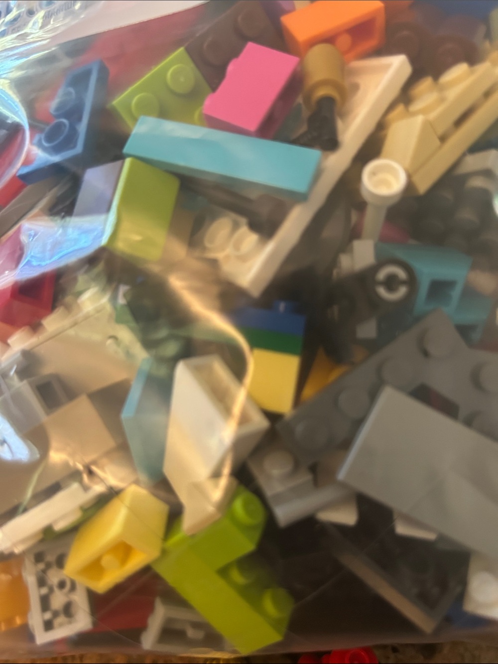 2lbs. Lego misc. pieces with two mini figures, Lot E - Picture 2 of 5